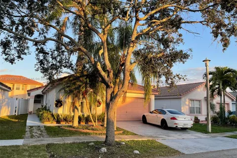 2383 SW 177th Ter, Miramar FL 33029