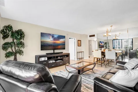 500 Three Islands Blvd # 320, Hallandale Beach FL 33009