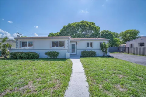 18020 NW 25th Ct, Miami Gardens FL 33056