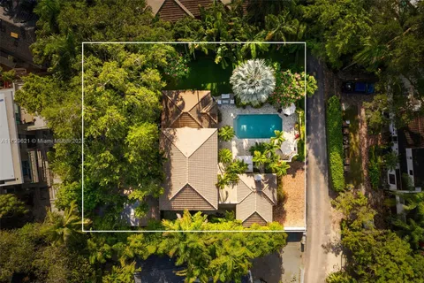 3845 Wood Ave, Miami FL 33133