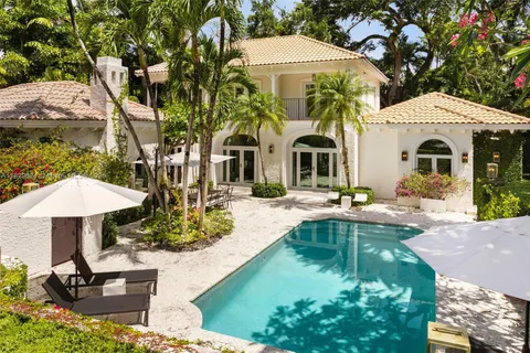 3845 Wood Ave, Miami FL 33133