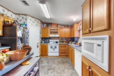220 NE 12th Ave, Homestead FL 33030