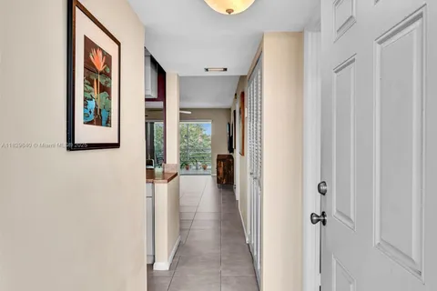 3210 Holiday Springs Blvd # 302, Margate FL 33063