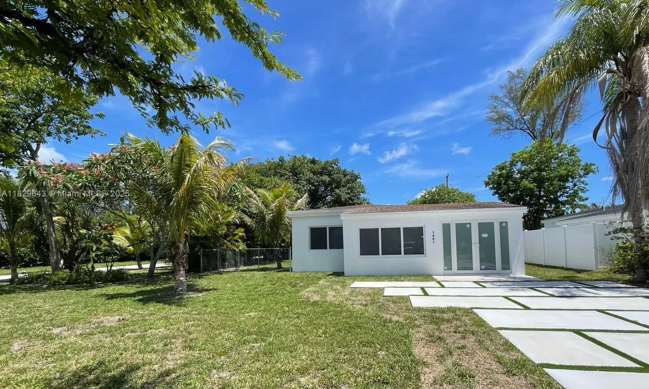 1401 NE 178th St, North Miami Beach FL 33162