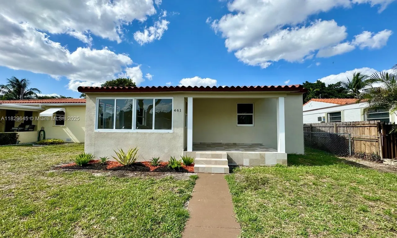 461 Plover Ave, Miami Springs FL 33166