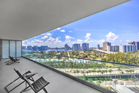 18975 Collins Ave # 1002, Sunny Isles Beach FL 33160