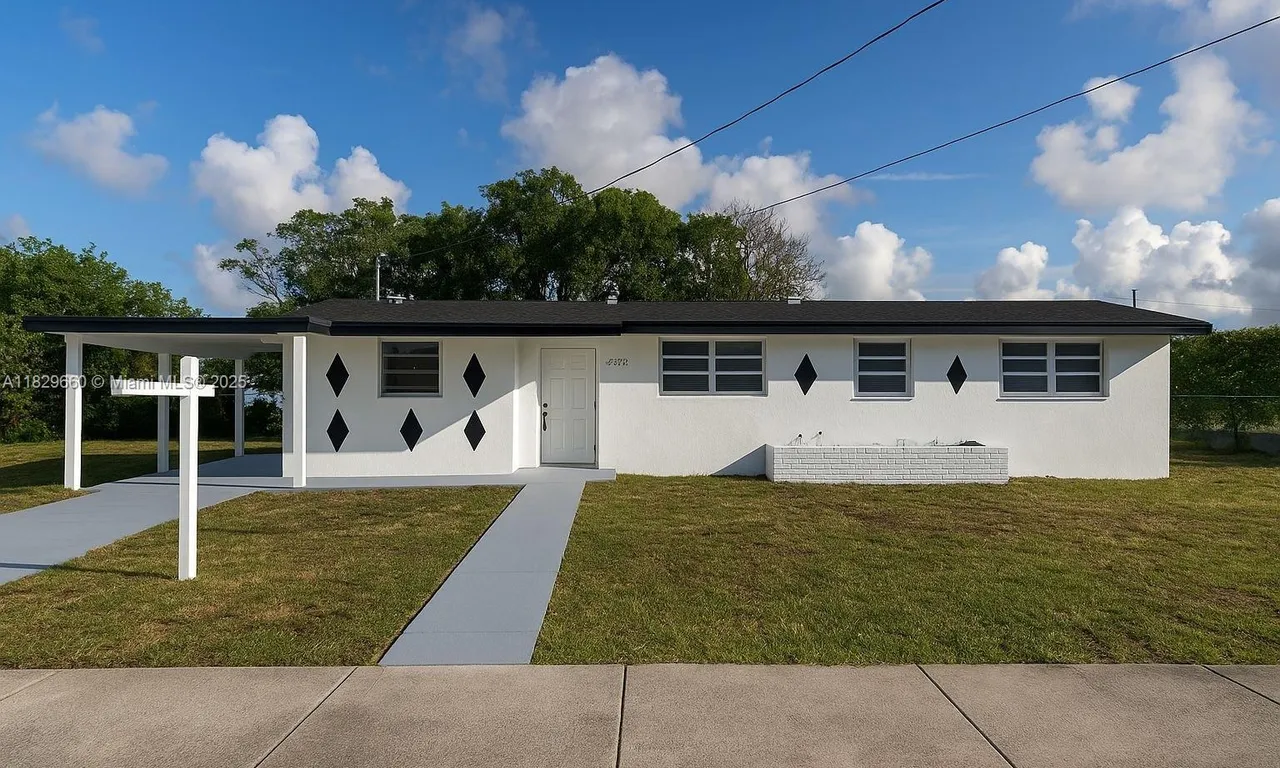 18535 NW 39th Ct, Miami Gardens FL 33055
