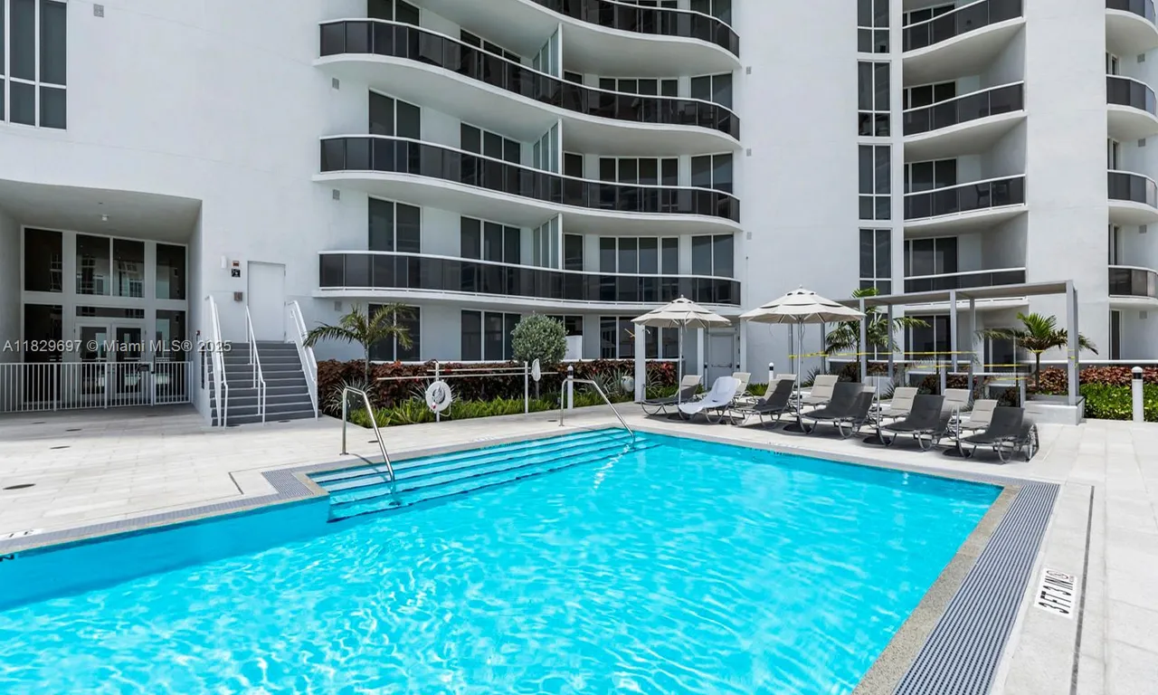 15901 Collins Ave # 403, Sunny Isles Beach FL 33160