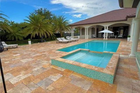 115 NW 128th Ave, Miami FL 33182