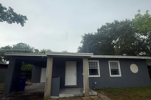 1413 NW 11th St, Fort Lauderdale FL 33311