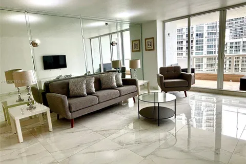 1717 N Bayshore Dr # 3950, Miami FL 33132