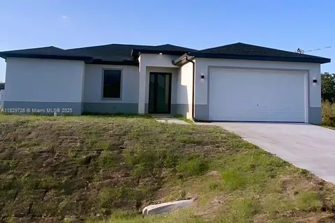 3113 58th St W, Other City - In The State Of Florida FL 33971