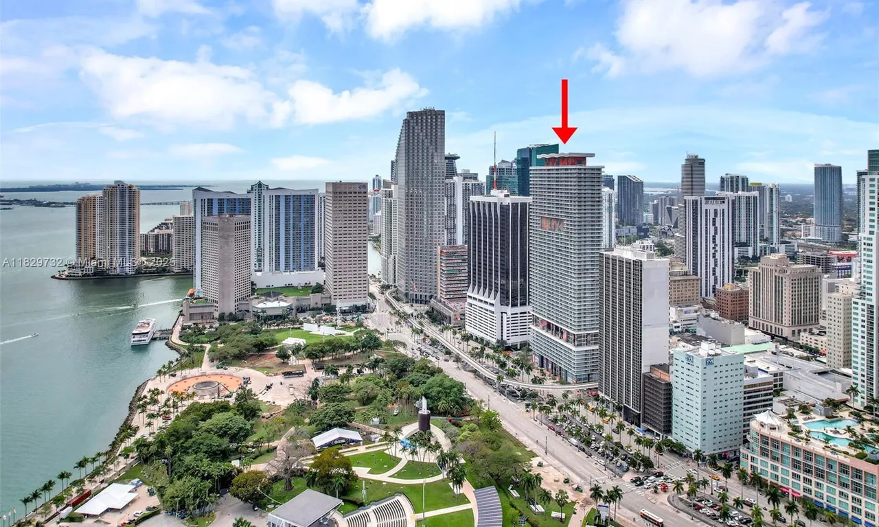 50 Biscayne Blvd # 5104, Miami FL 33132