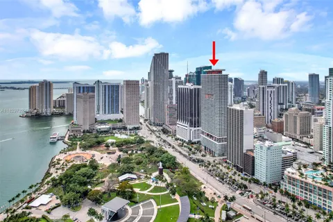 50 Biscayne Blvd # 5104, Miami FL 33132