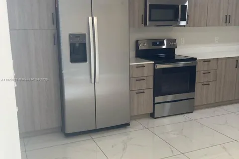 25767 SW 144th Ave, Homestead FL 33032