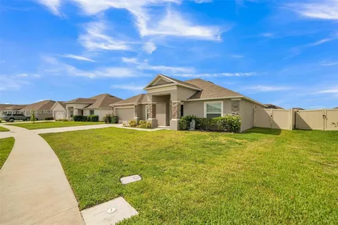 459 Lanham Drive, Winter Haven FL 33881