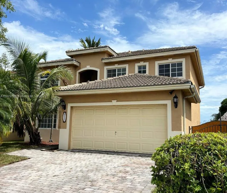 9032 SW 208th Ter # 9032, Cutler Bay FL 33189