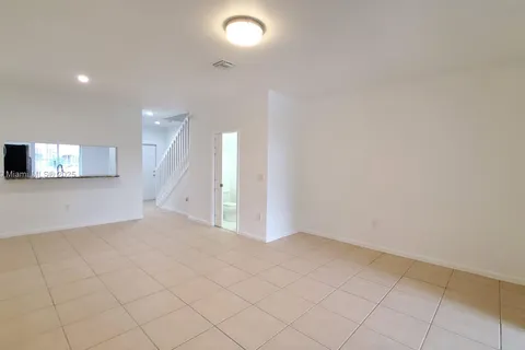 8222 SW 27th St # 103, Miramar FL 33025