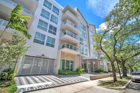 1850 monroe # 406, Hollywood FL 33020