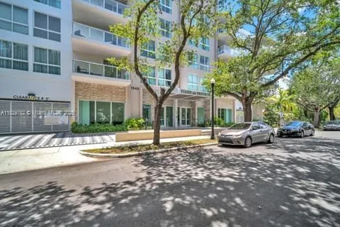 1850 monroe # 406, Hollywood FL 33020