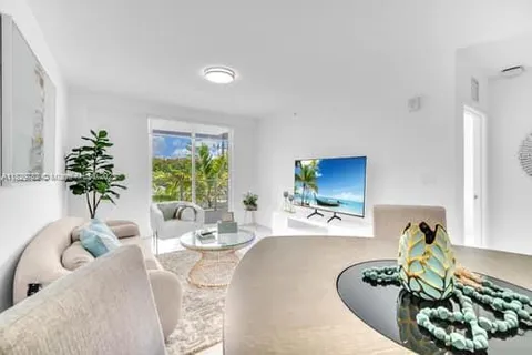 1850 monroe # 406, Hollywood FL 33020