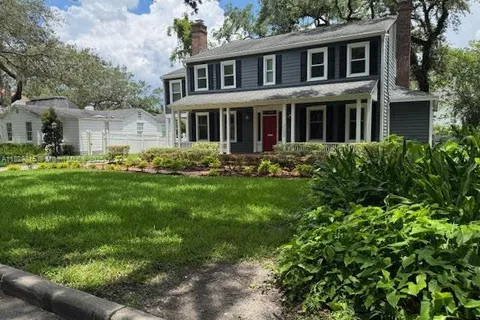 3003 W Villa Rosa Park, Tampa FL 33611
