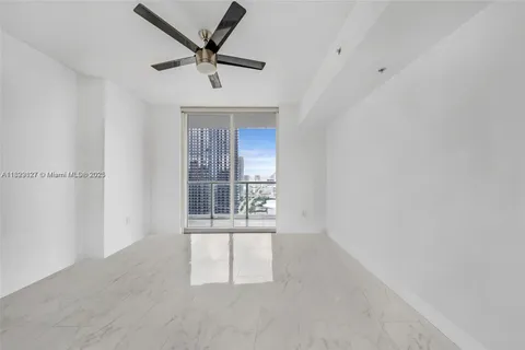 244 Biscayne Blvd # 3704, Miami FL 33132