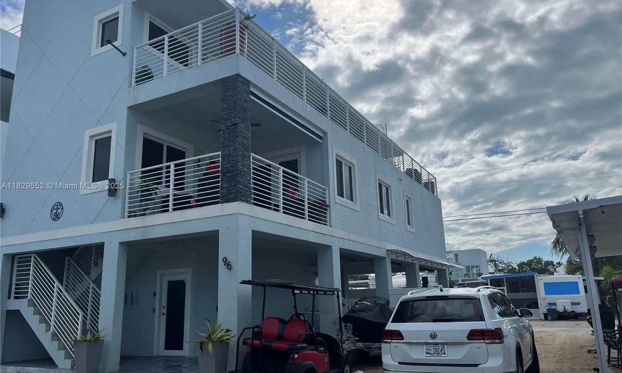 325 Calusa St 96, Key Largo FL 33037