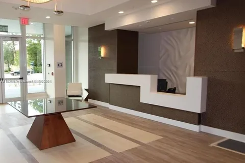 7875 NW 107th Ave # 517, Doral FL 33178