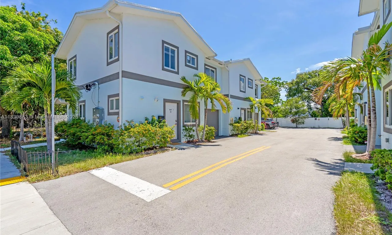 507 NW 8th Ave #1, Fort Lauderdale FL 33311