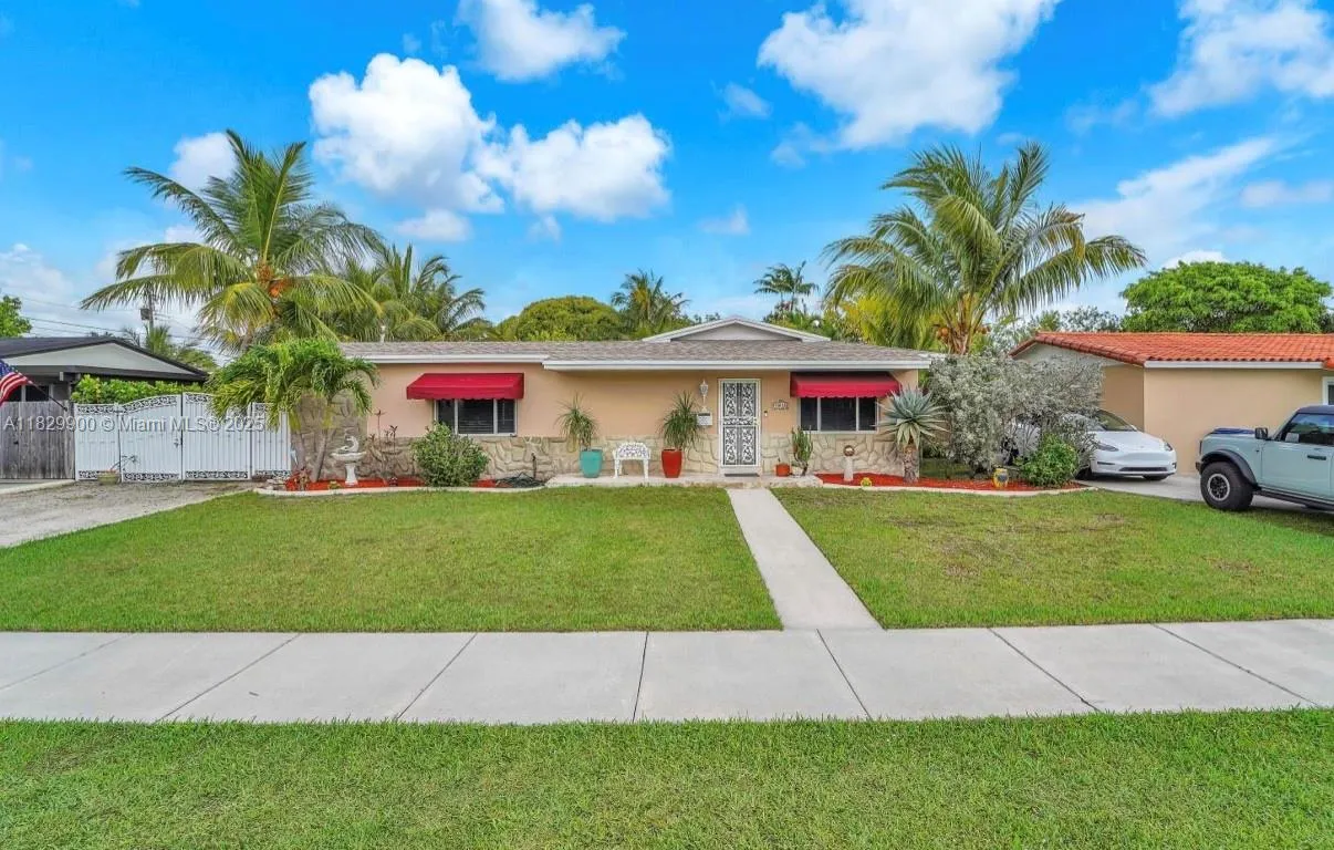 10833 SW 62nd Ter, Miami FL 33173