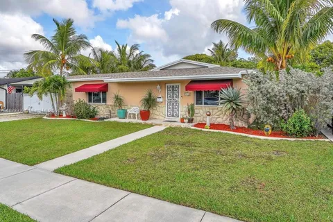 10833 SW 62nd Ter, Miami FL 33173