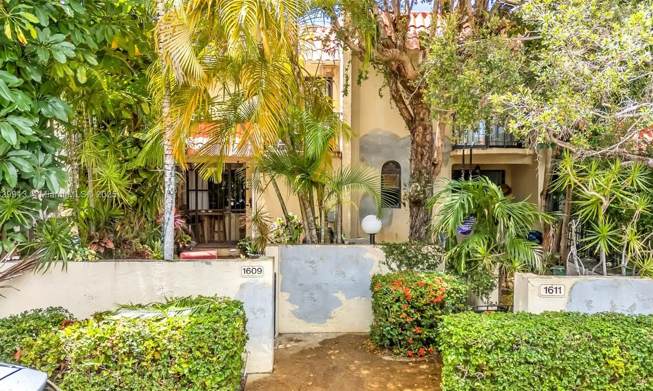 1609 NE 105th St # 6, Miami Shores FL 33138