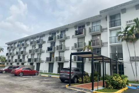 16450 NW 2nd Ave # 302, Miami FL 33169