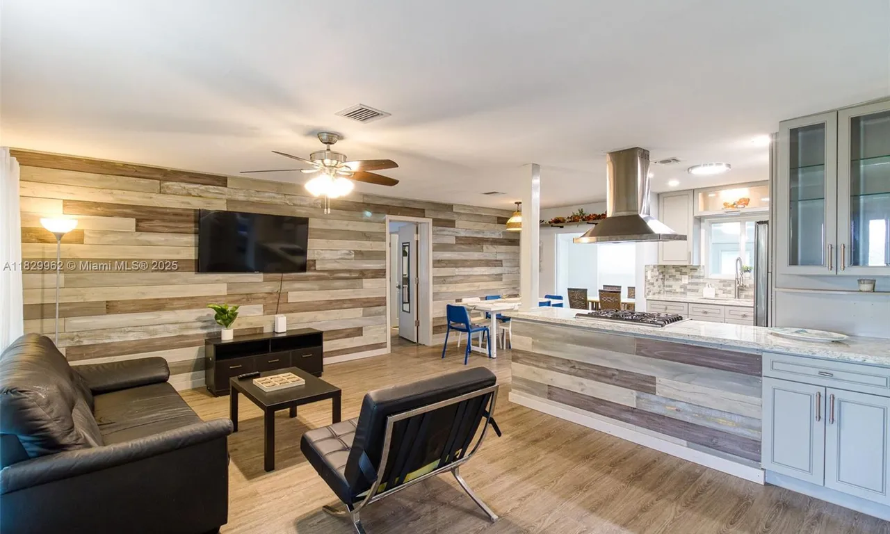 3039 Grant St # 3039, Hollywood FL 33021