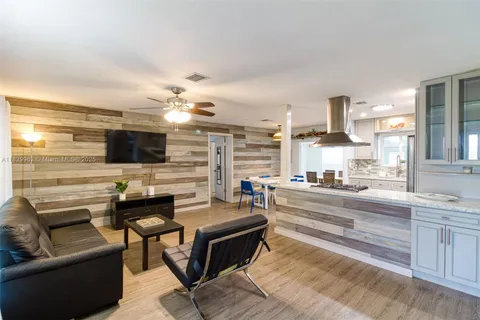 3039 Grant St # 3039, Hollywood FL 33021