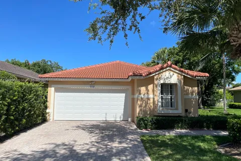 4136 Sapphire Ter, Weston FL 33331