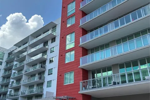 7661 NW 107th Ave # 202, Doral FL 33178
