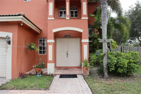 1510 SE 22nd Ln, Homestead FL 33035