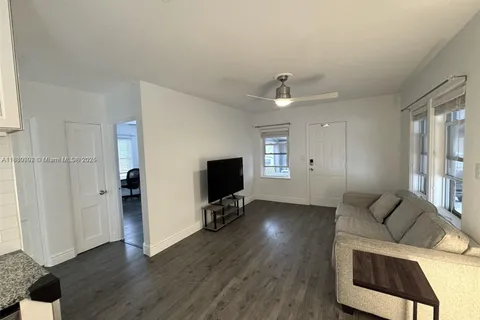 2309 Van Buren St, Hollywood FL 33020