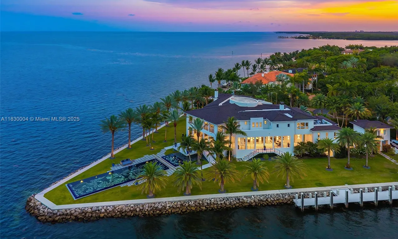41 Arvida Pkwy, Coral Gables FL 33156
