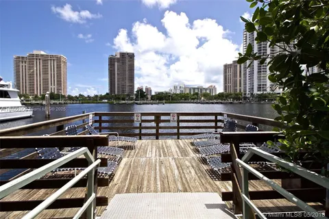 19655 E Country Club Dr # 6108, Aventura FL 33180
