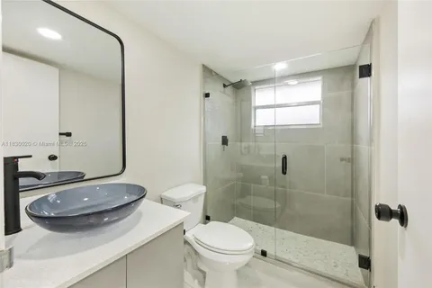 369 Saxony H # 369H, Delray Beach FL 33446