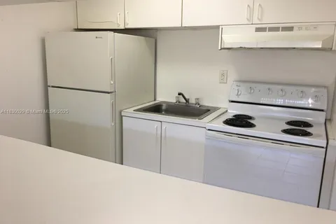 291 NW 177th St # 117, Miami Gardens FL 33169