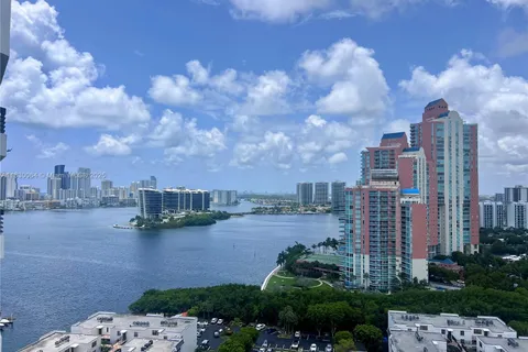 3400 NE 192nd St, Aventura FL 33180