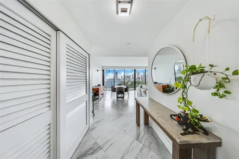 1000 Venetian Way # 708, Miami FL 33139