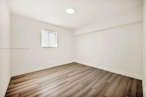 7710 NW 6th Ct, Pembroke Pines FL 33024