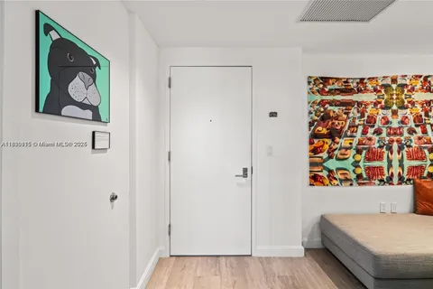 55 SW 9th St # 1801, Miami FL 33130