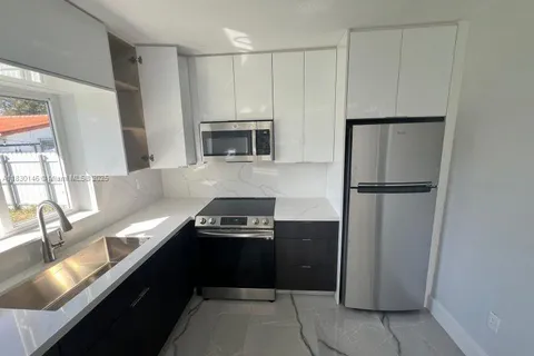3300 SW 127th Ave, Miami FL 33175