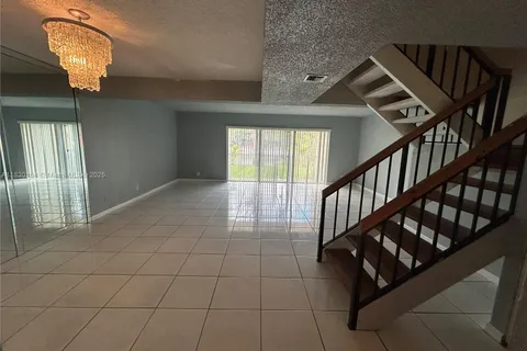 1733 NW 56th Ave # 13, Lauderhill FL 33313